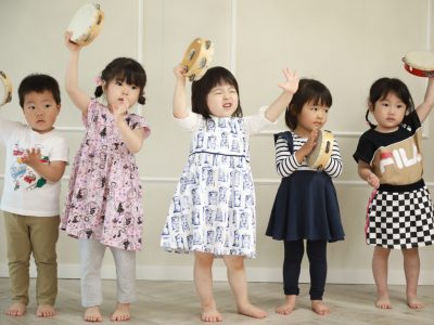 武蔵村山市・東大和市のピアノ・リトミック教室
